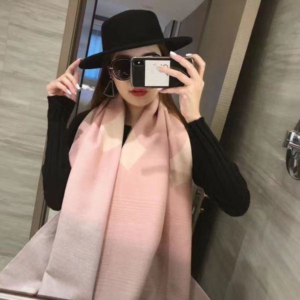 2023 new luxury c scarf cashmere thick shawl women long winter wram pashmina wraps size 180*70, Blue;gray
2023 new luxury c scarf cashmere thick shawl women long winter wram pashmina wraps size 180*70, Blue;gray