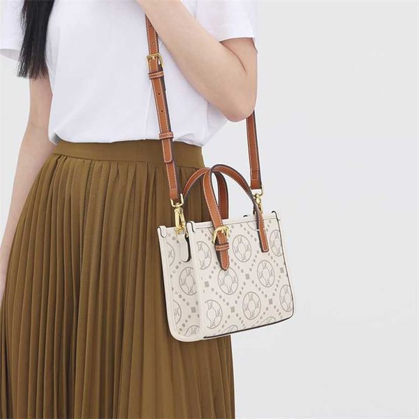 55% off designer bag 2024 early launch women's niche design handbag fashion printed candy colored for women in summer gentle and versat
55% off designer bag 2024 early launch women's niche design handbag fashion printed candy colored for women in summer gentle and versat