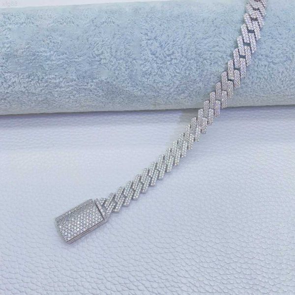 new trending hiphop jewelry women iced out rhodium plated full-diamond moissanite cuban link bracelet, Silver
new trending hiphop jewelry women iced out rhodium plated full-diamond moissanite cuban link bracelet, Silver