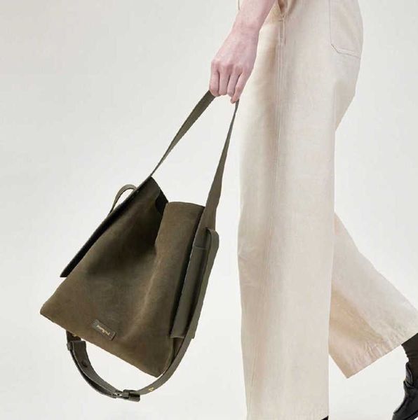 songmont bag new fashion bucket bag song monts suede ear tote bag designer s lazy commuter large capacity one shoulder crossbody for women
songmont bag new fashion bucket bag song monts suede ear tote bag designer s lazy commuter large capacity one shoulder crossbody for women