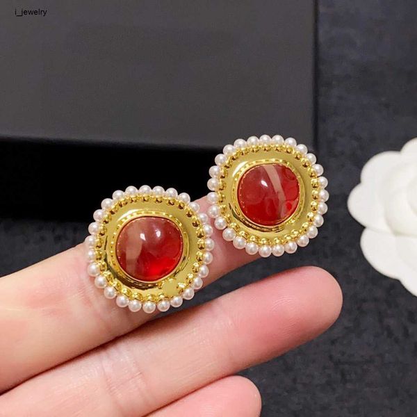 brand stud jewelry fashion pearl edging red agate inlaid earrings designer women ear pendants including box gift choice, Golden;silver
brand stud jewelry fashion pearl edging red agate inlaid earrings designer women ear pendants including box gift choice, Golden;silver