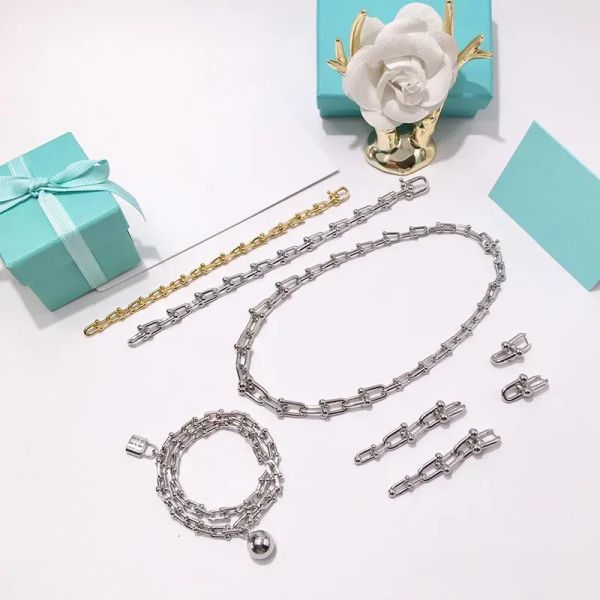 new arrival necklace with hollow connect link for women wedding necklace bracelet earring women jewelry tiffanies gift 01, Silver
new arrival necklace with hollow connect link for women wedding necklace bracelet earring women jewelry tiffanies gift 01, Silver