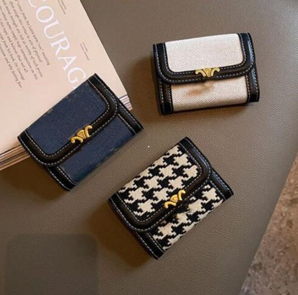 designer wallet letter cardholder ladies coin purses flap cowhide leather wallets plain purse luxury envelope bags, Red;black
designer wallet letter cardholder ladies coin purses flap cowhide leather wallets plain purse luxury envelope bags, Red;black