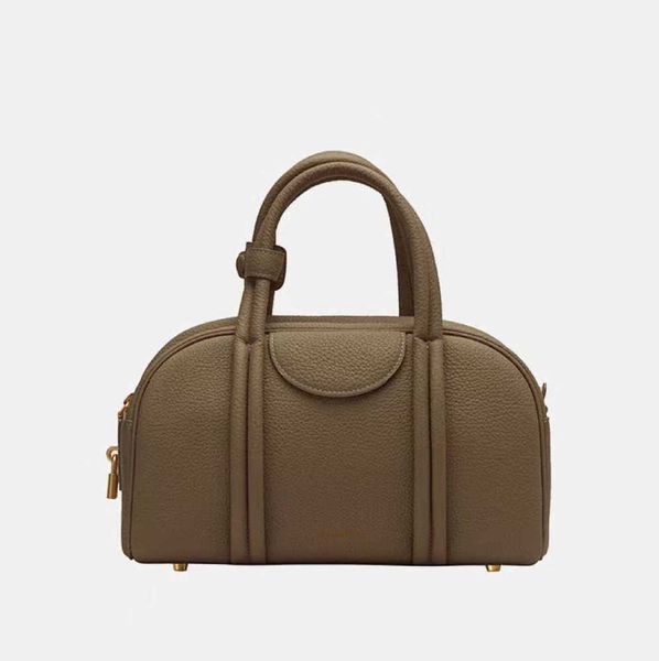 songmont medium and small bowling series boston bag cowhide new designer one shoulder handbag french minority
songmont medium and small bowling series boston bag cowhide new designer one shoulder handbag french minority