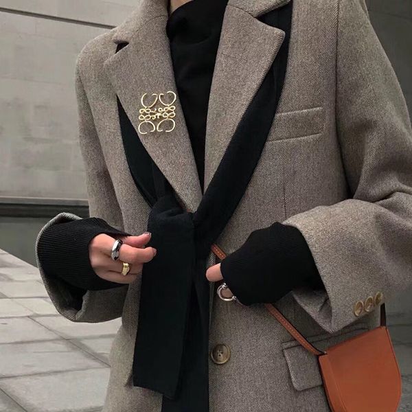 fashion pins simple double letter pins women luxury designer brooches brand logo design crystal pearl brooch suit pin wedding jewelry access, Gray
fashion pins simple double letter pins women luxury designer brooches brand logo design crystal pearl brooch suit pin wedding jewelry access, Gray
