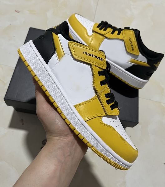 authentic 1s golf basketball shoes 1 low flyease university gold dm1206-107 men women designer lifestyle casual sports sneakers, Red;white
authentic 1s golf basketball shoes 1 low flyease university gold dm1206-107 men women designer lifestyle casual sports sneakers, Red;white