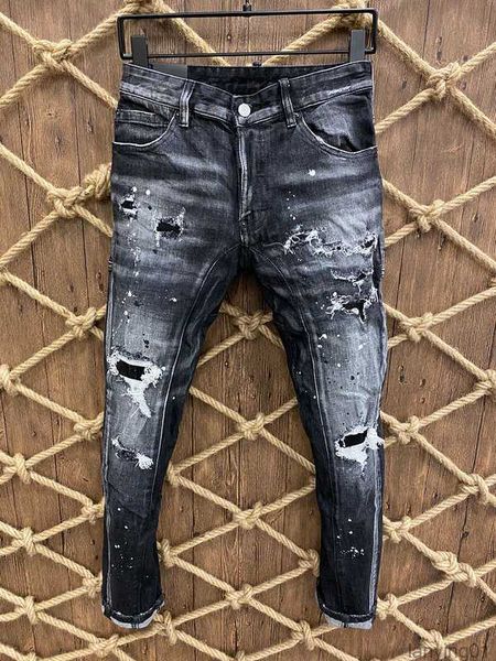 2021 new men jeans hole light blue dark gray italy brand man long pants trousers streetwear denim skinny slim straight biker jean for women
2021 new men jeans hole light blue dark gray italy brand man long pants trousers streetwear denim skinny slim straight biker jean for women