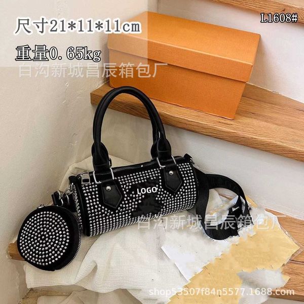 designer bag 2024 early launch summer new trend full water diamond handheld women's with advanced sense cylinder single shoulder crossb
designer bag 2024 early launch summer new trend full water diamond handheld women's with advanced sense cylinder single shoulder crossb