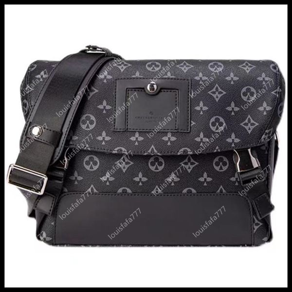 handbags men leather trio messenger bags luxury shoulder bag make up bag designer handbag tote man's bag
handbags men leather trio messenger bags luxury shoulder bag make up bag designer handbag tote man's bag