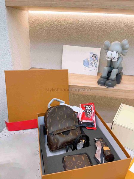 lvbag palms springs mini backpack gift box set women's luxury mini purse large capacity star same style brown leatherstylishhandbagssto
lvbag palms springs mini backpack gift box set women's luxury mini purse large capacity star same style brown leatherstylishhandbagssto