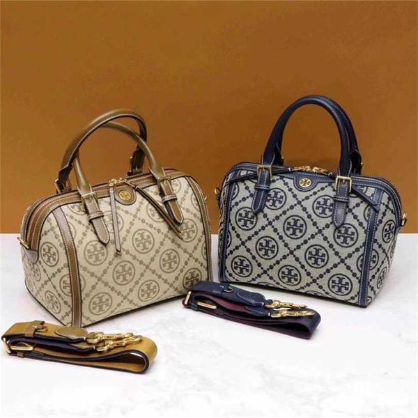 50% off designer bag 2024 early launch tb classic old flower wine bucket jacquard spliced pillow with versatile style one shoulder crossbody
50% off designer bag 2024 early launch tb classic old flower wine bucket jacquard spliced pillow with versatile style one shoulder crossbody