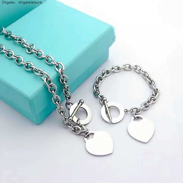 designer necklace pendant necklaces women's jewelry exquisite craft belt official classic blue heart wholesale luxury designers bracele, Silver
designer necklace pendant necklaces women's jewelry exquisite craft belt official classic blue heart wholesale luxury designers bracele, Silver