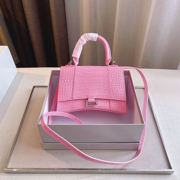 handbags women designer bags fashion crocodile pattern shopping bag lady luxury crossbody shiny style shoulderbag ins high quality, Black;red
handbags women designer bags fashion crocodile pattern shopping bag lady luxury crossbody shiny style shoulderbag ins high quality, Black;red