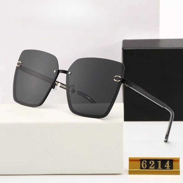 fashion men's glasses new polarized korean version women's sunglasses stainless steel frame plate foot cover fashionable and trend, White;black
fashion men's glasses new polarized korean version women's sunglasses stainless steel frame plate foot cover fashionable and trend, White;black