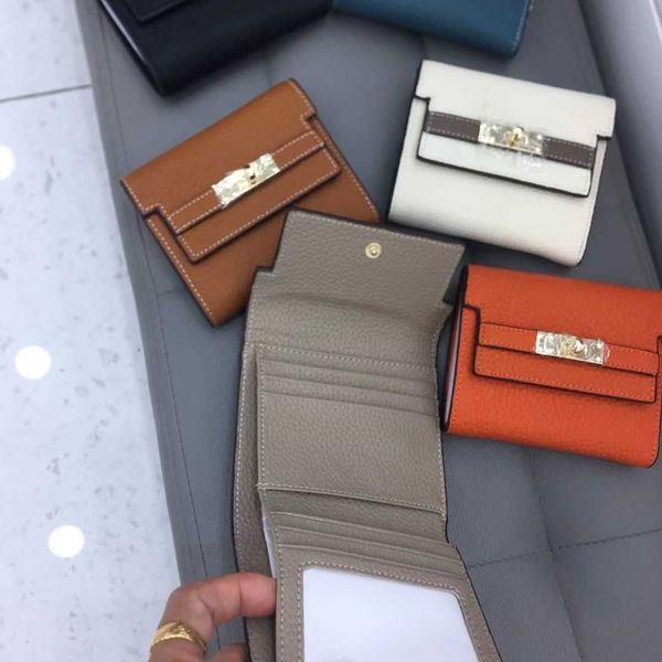 european and american fashion genuine leather short wallet women's style 2023 new soft cowhide folding card bag zero
european and american fashion genuine leather short wallet women's style 2023 new soft cowhide folding card bag zero