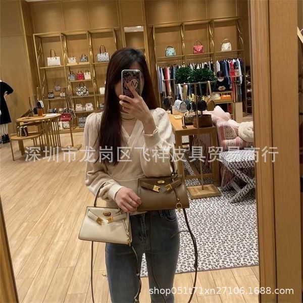 50% off designer bag 2024 early launch new tb patent leather shiny kelly fashion trend macaron wide strap one shoulder handbag for women
50% off designer bag 2024 early launch new tb patent leather shiny kelly fashion trend macaron wide strap one shoulder handbag for women
