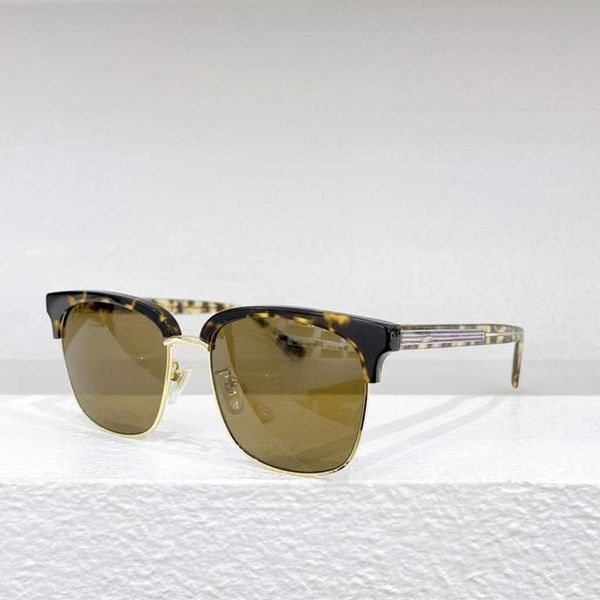 2023 new g family wu lei will pan same style personalized sunglasses women versatile fashion flat mirror gg0382s, White;black
2023 new g family wu lei will pan same style personalized sunglasses women versatile fashion flat mirror gg0382s, White;black