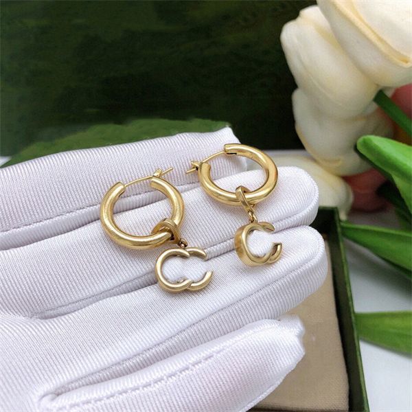 designer stud earring double letter g logo multicolour earing luxury women hoop jewelry ggity crystal pearl earrings woman's 33235, Golden;silver
designer stud earring double letter g logo multicolour earing luxury women hoop jewelry ggity crystal pearl earrings woman's 33235, Golden;silver