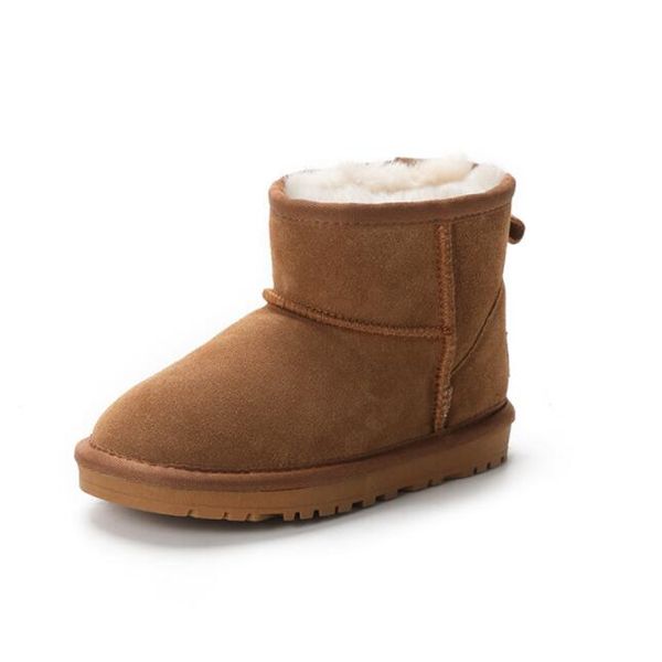 new winter kid' snow boots suede cowhide anti-slip short tube warm shoes for boys and girls, Black;grey
new winter kid' snow boots suede cowhide anti-slip short tube warm shoes for boys and girls, Black;grey