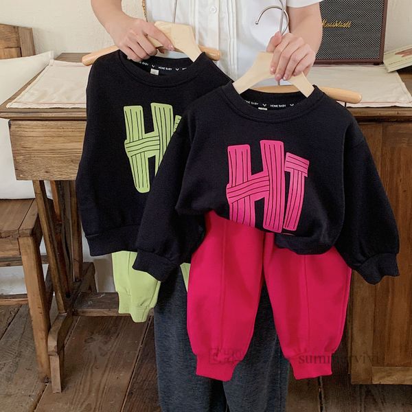 children sports clothes sets boys letter printed long sleeve sweatshirt loose pants 2pcs 2023 autumn kids casual outfits z3510, White
children sports clothes sets boys letter printed long sleeve sweatshirt loose pants 2pcs 2023 autumn kids casual outfits z3510, White