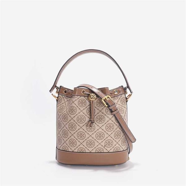 58% off designer bag 2024 early launch new trendy bucket women's large capacity versatile crossbody small shoulder
58% off designer bag 2024 early launch new trendy bucket women's large capacity versatile crossbody small shoulder