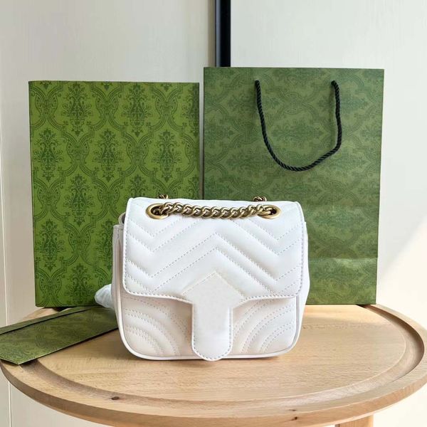 luxury small bag chain decoration can be slung and one-shoulder explosions endless explosions fang fat.
luxury small bag chain decoration can be slung and one-shoulder explosions endless explosions fang fat.