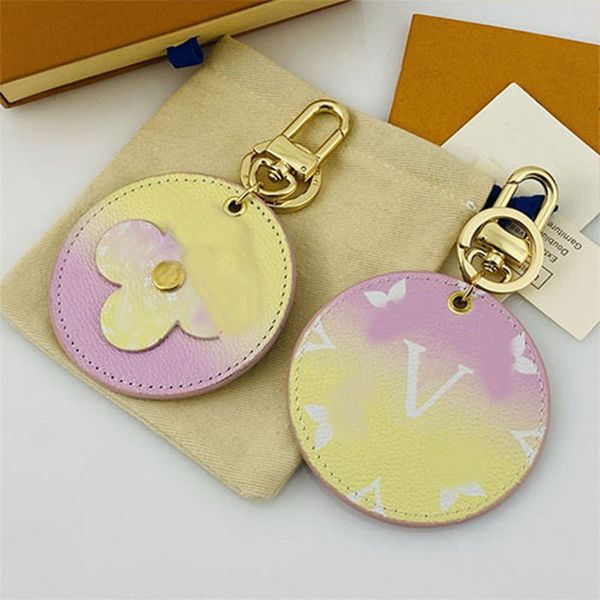 designer keychain luxury women keychain car keyring gold black metal small jewelry charm bag pendant jewelry nicegift, Silver
designer keychain luxury women keychain car keyring gold black metal small jewelry charm bag pendant jewelry nicegift, Silver