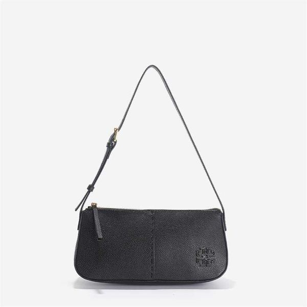 50% off designer bag 2024 early launch new spring/summer fashion one shoulder handbag underarm casual versatile commuter
50% off designer bag 2024 early launch new spring/summer fashion one shoulder handbag underarm casual versatile commuter