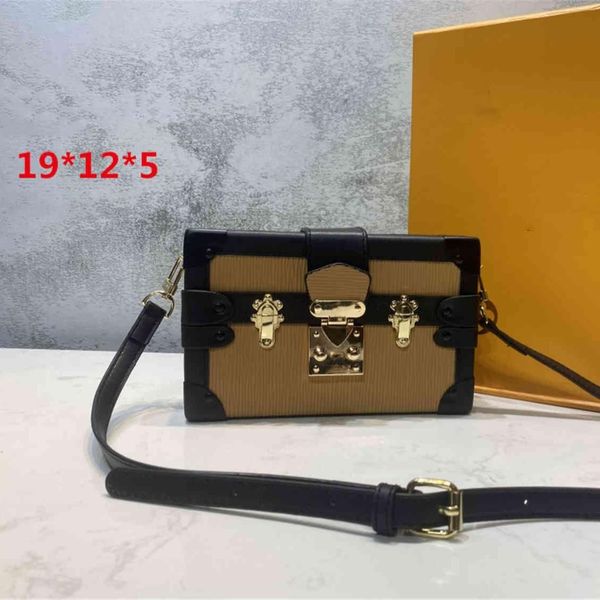 designer bag for mens womens messenger cross body classic embossed genuine leather letters handbags luggage 01, Black;red
designer bag for mens womens messenger cross body classic embossed genuine leather letters handbags luggage 01, Black;red