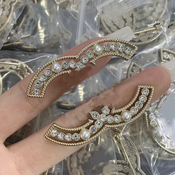 2023 fashion charm designer brooches pins brooches channel womens couples accessories pin ccity dress pins lady specifications luxury vintag, Gray
2023 fashion charm designer brooches pins brooches channel womens couples accessories pin ccity dress pins lady specifications luxury vintag, Gray