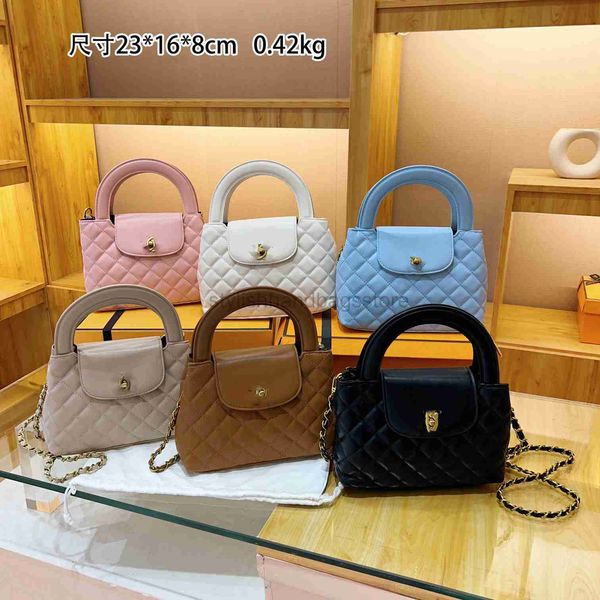 designer luxury handbag channel chain classic mini square flip panel women's checker wallet double letter solid color makeup bagstylish
designer luxury handbag channel chain classic mini square flip panel women's checker wallet double letter solid color makeup bagstylish