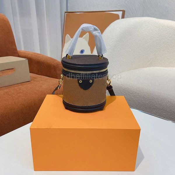 designer bags cannes cannes shoulder bucket bag womens luxury vintage leather crossbody tote vanity case bags lvbags
designer bags cannes cannes shoulder bucket bag womens luxury vintage leather crossbody tote vanity case bags lvbags