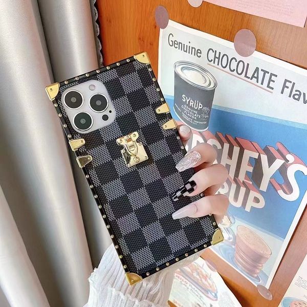 designer square trunk phone cases for apple iphone 14 plus 13 12 11 pro max samsung s23 s22 s21 note 20 ultra luxury pu leather mobile back
designer square trunk phone cases for apple iphone 14 plus 13 12 11 pro max samsung s23 s22 s21 note 20 ultra luxury pu leather mobile back