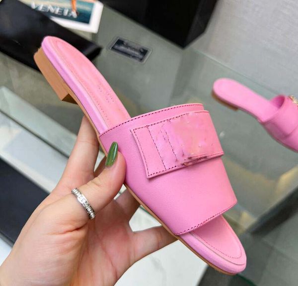fashion designer cross women roman slippers beach sandals pearl womens loafers print slide summer wide flat lady sandal slipper, Black
fashion designer cross women roman slippers beach sandals pearl womens loafers print slide summer wide flat lady sandal slipper, Black