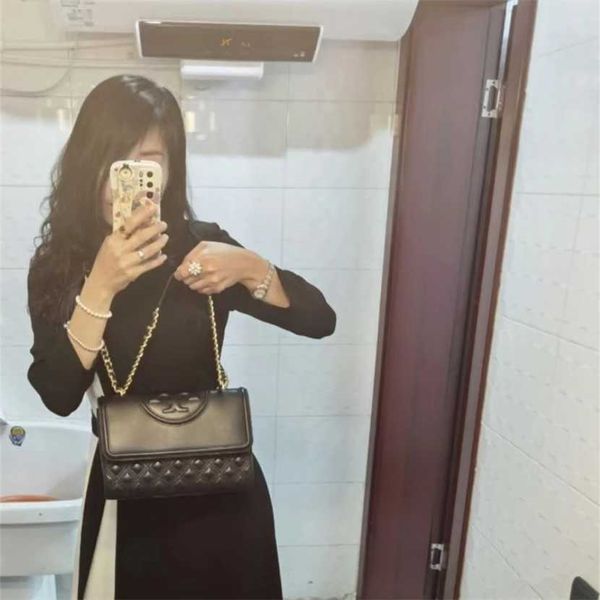 55% off designer bag 2024 early launch tb new sheepskin diamond spliced tassel fleming frosted 733 one shoulder crossbody chain women's
55% off designer bag 2024 early launch tb new sheepskin diamond spliced tassel fleming frosted 733 one shoulder crossbody chain women's
