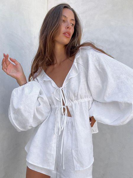 women's two piece pants jyate summer cotton linen puff sleeve shirt suit women white vneck ruffles high waist shorts set 2023 230812
women's two piece pants jyate summer cotton linen puff sleeve shirt suit women white vneck ruffles high waist shorts set 2023 230812