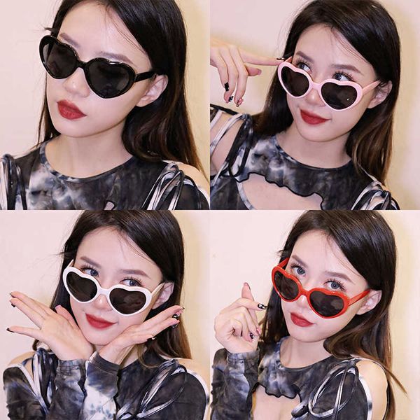 multicolor fashion new love women's trend peach heart sunglasses personality glasses, White;black
multicolor fashion new love women's trend peach heart sunglasses personality glasses, White;black