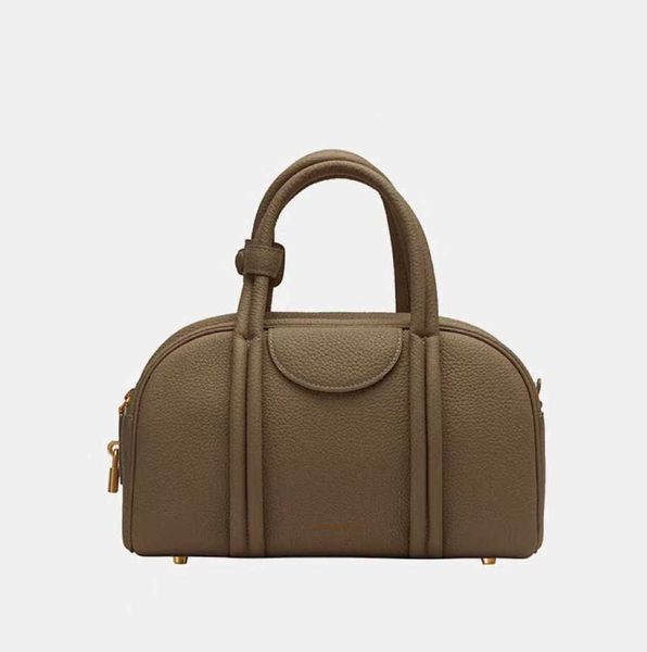 songmont medium and small bowling series boston bag cowhide new designer one women's personalized bag
songmont medium and small bowling series boston bag cowhide new designer one women's personalized bag