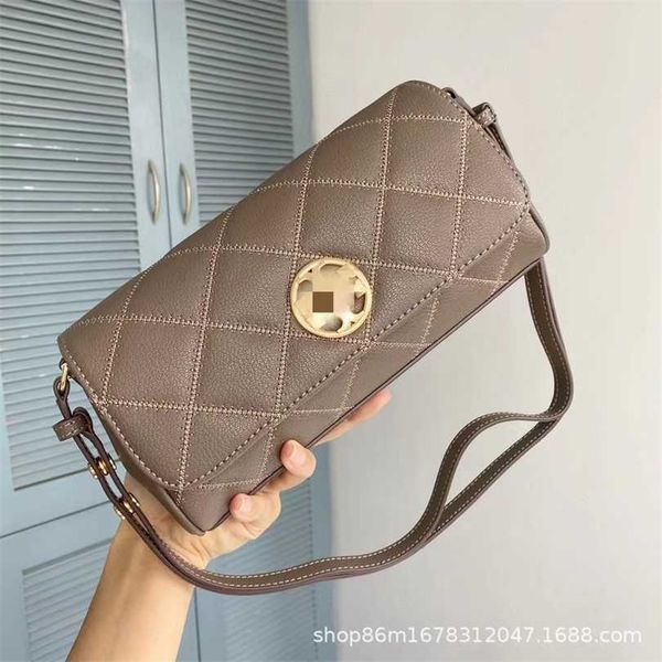 50% off designer bag 2024 early launch new penholder small fragrant wind one shoulder crossbody lingge sheepskin fashion mini french stick w
50% off designer bag 2024 early launch new penholder small fragrant wind one shoulder crossbody lingge sheepskin fashion mini french stick w