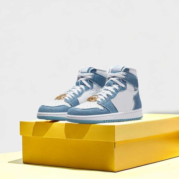 men basketball shoes jumpman 1 1s university blue og hyper royal patent panda dark mocha bred shadow unc smoke sports sneakers trainers eur
men basketball shoes jumpman 1 1s university blue og hyper royal patent panda dark mocha bred shadow unc smoke sports sneakers trainers eur