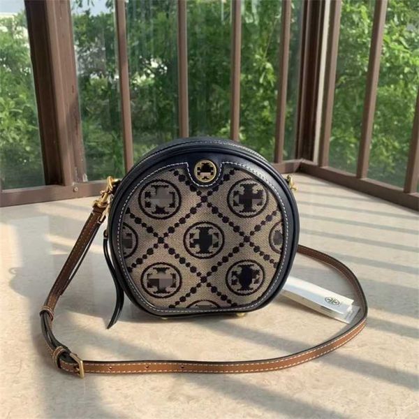 56% off designer bag 2024 early launch new women's one shoulder crossbody small round fashion versatile casual advanced foreigner sense
56% off designer bag 2024 early launch new women's one shoulder crossbody small round fashion versatile casual advanced foreigner sense