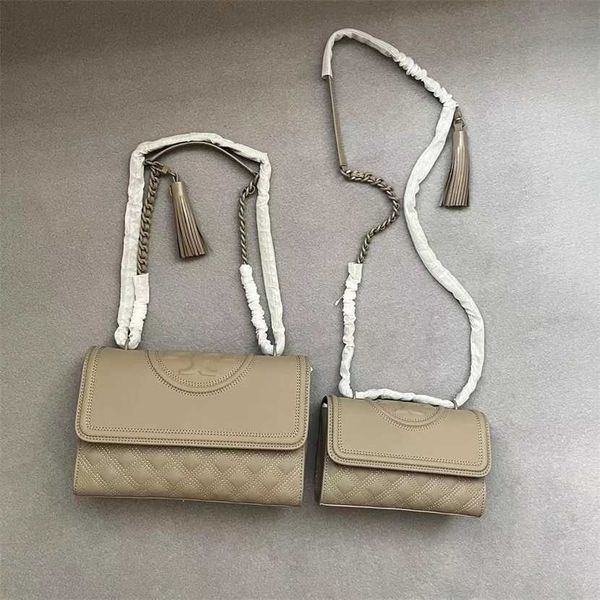 55% off designer bag 2024 early launch new lingge chain small square versatile one shoulder tb tassel crossbody fashion women's
55% off designer bag 2024 early launch new lingge chain small square versatile one shoulder tb tassel crossbody fashion women's
