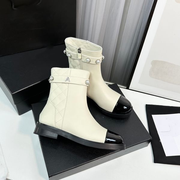 luxury designer boots women ankle booties winter channel leather boot martin platform letter ccity ghvbnvn, Black
luxury designer boots women ankle booties winter channel leather boot martin platform letter ccity ghvbnvn, Black