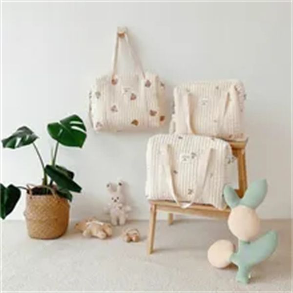 cute bear flower embroidery pattern baby beige cotton fabric zipper diaper handbag new luggage bag a1, Black
cute bear flower embroidery pattern baby beige cotton fabric zipper diaper handbag new luggage bag a1, Black