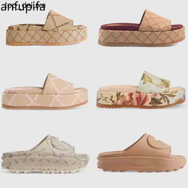 woman designer slippers fashion gg sandals beach thick bottom slipper luxury platform alphabet lady leather flat guccis slides guccy
woman designer slippers fashion gg sandals beach thick bottom slipper luxury platform alphabet lady leather flat guccis slides guccy