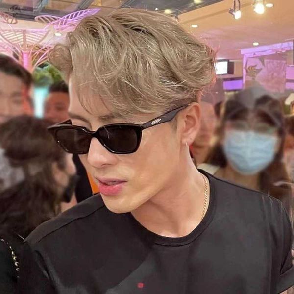 the new korean anti blue light flat net is a trendy version of the rice nail myopia lens framei ti sa f ashionablea ndv ersatilef ramef orm, White;black
the new korean anti blue light flat net is a trendy version of the rice nail myopia lens framei ti sa f ashionablea ndv ersatilef ramef orm, White;black