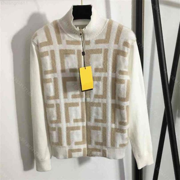 designer women winter lamb wool zipper jacket coat ffen brand double f letter logo high-end mohair hoodie jackets super warm cloth251p, Black;brown
designer women winter lamb wool zipper jacket coat ffen brand double f letter logo high-end mohair hoodie jackets super warm cloth251p, Black;brown