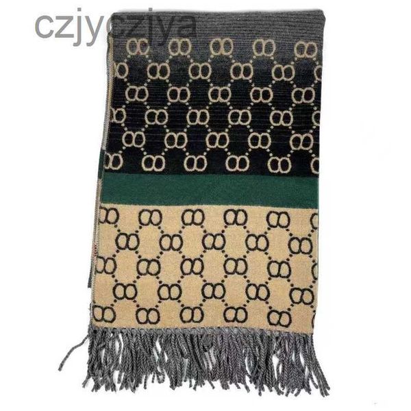 2022 fashion paris design 100% cashmere scarf mens womens same brand letter scarf large shawl warm thickened wool 70cm-180cm, Blue;gray
2022 fashion paris design 100% cashmere scarf mens womens same brand letter scarf large shawl warm thickened wool 70cm-180cm, Blue;gray