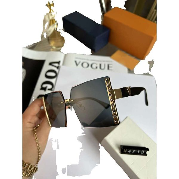 2023 women designer sunglasses 4713 original eyeglasses outdoor shades pc frame fashion classic lady mirrors for women and men glasses, White;black
2023 women designer sunglasses 4713 original eyeglasses outdoor shades pc frame fashion classic lady mirrors for women and men glasses, White;black