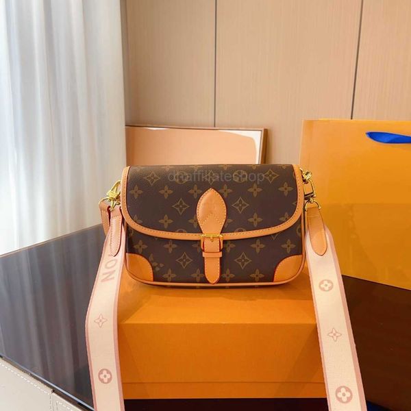 designer bags new style luxurys handbag diane bag fashion designer women shoulder tote for m46386 handbags crossbody
designer bags new style luxurys handbag diane bag fashion designer women shoulder tote for m46386 handbags crossbody